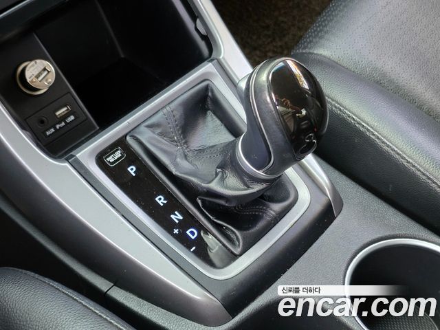 Hyundai AVANTE 2016 — photo 9