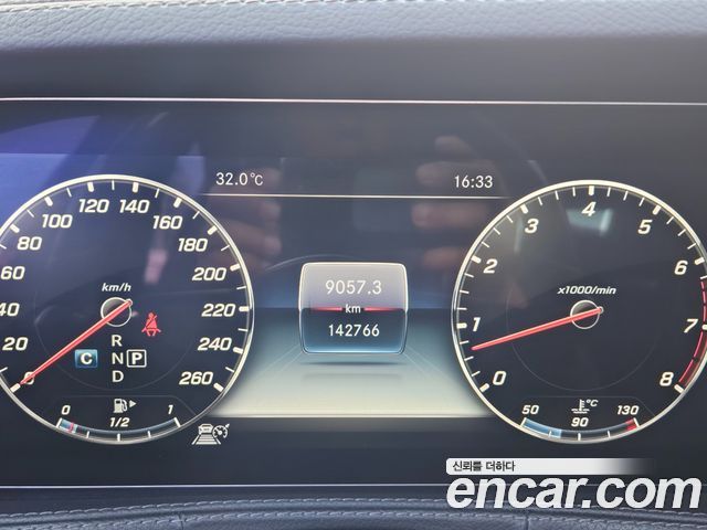 Mercedes-Benz S-Class 2018 — photo 8