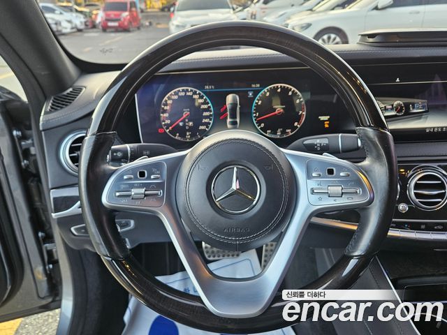 Mercedes-Benz S-Class 2018 — photo 19