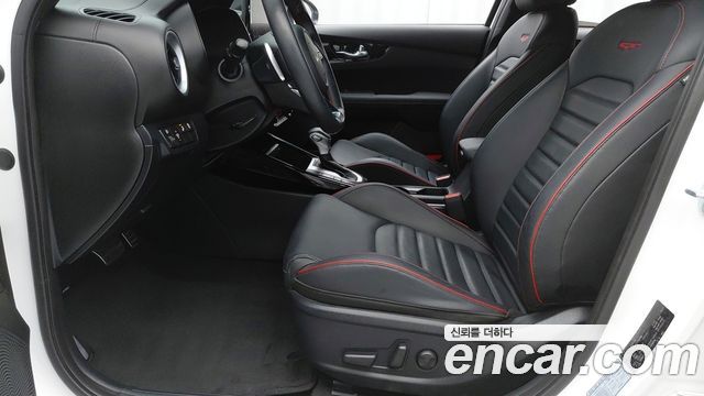 Kia K3 2022 — photo 10