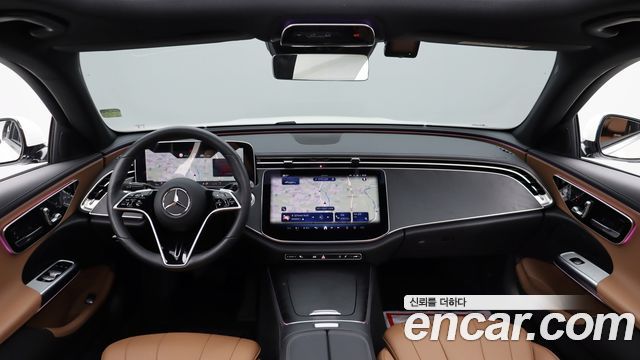 Mercedes-Benz E-Class 2024 — photo 7