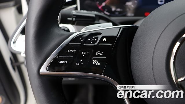 Mercedes-Benz E-Class 2024 — photo 18
