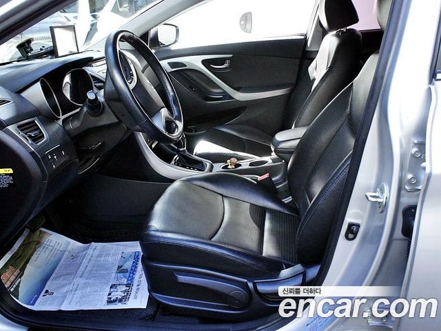 Hyundai AVANTE 2016 — photo 5