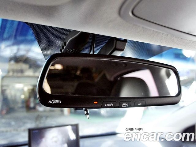 Hyundai AVANTE 2016 — photo 12