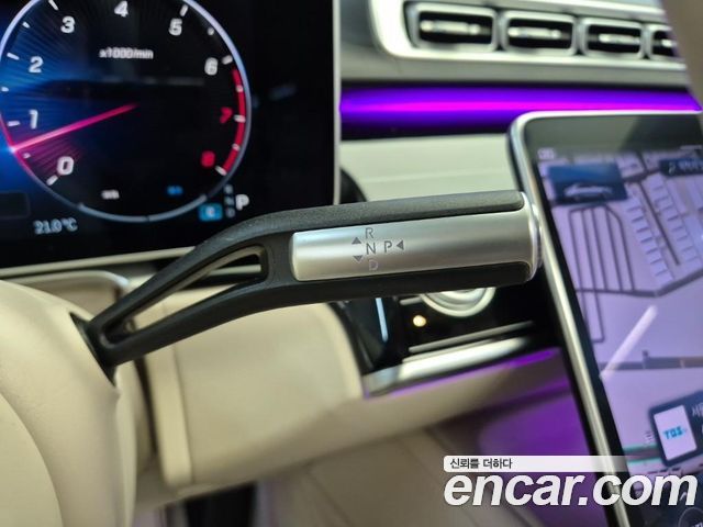Mercedes-Benz S-Class 2022 — photo 8