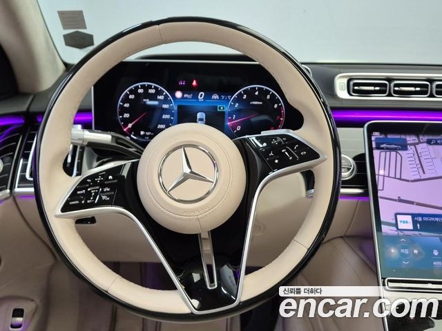 Mercedes-Benz S-Class 2022 — photo 9