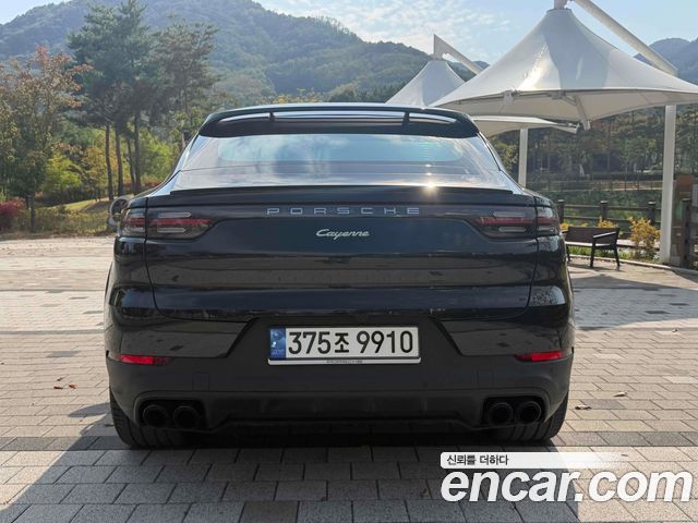 Porsche Cayenne 2022 — photo 4