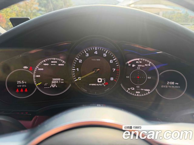 Porsche Cayenne 2022 — photo 7