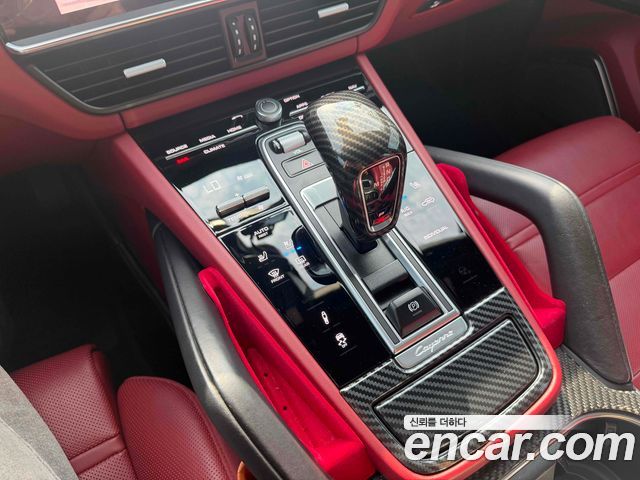 Porsche Cayenne 2022 — photo 10