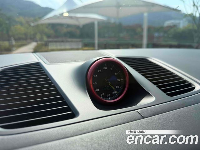 Porsche Cayenne 2022 — photo 14