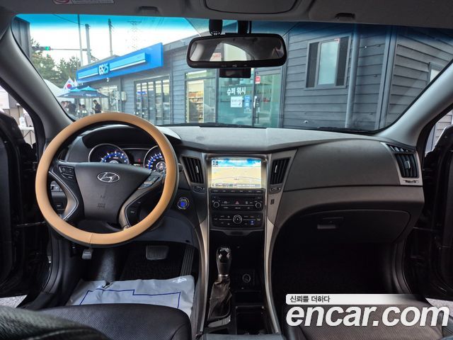 Hyundai Sonata 2013 — photo 11