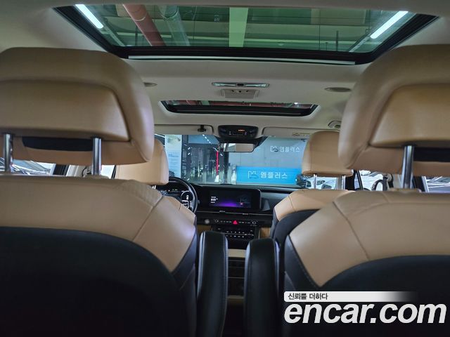 Kia Canival 2022 — photo 8