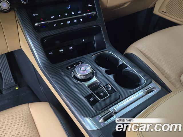 Kia Canival 2022 — photo 11