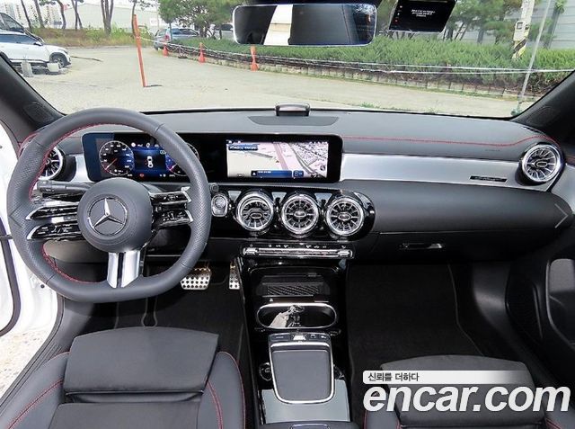 Mercedes-Benz CLA-Class 2026 — photo 7