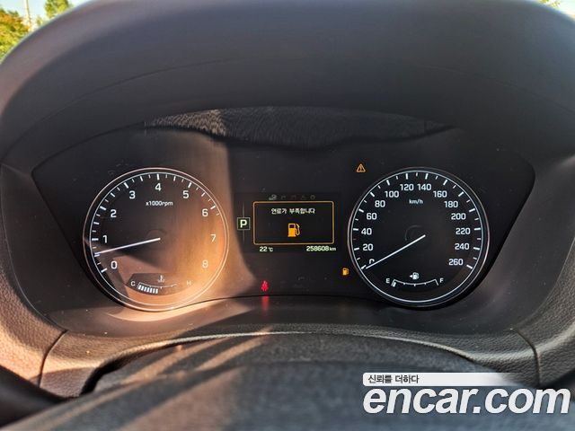 Hyundai Genesis 2015 — photo 10
