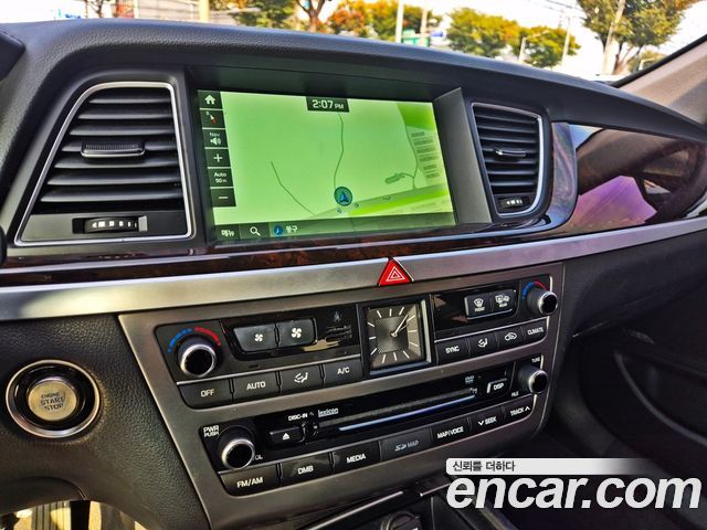 Hyundai Genesis 2015 — photo 12