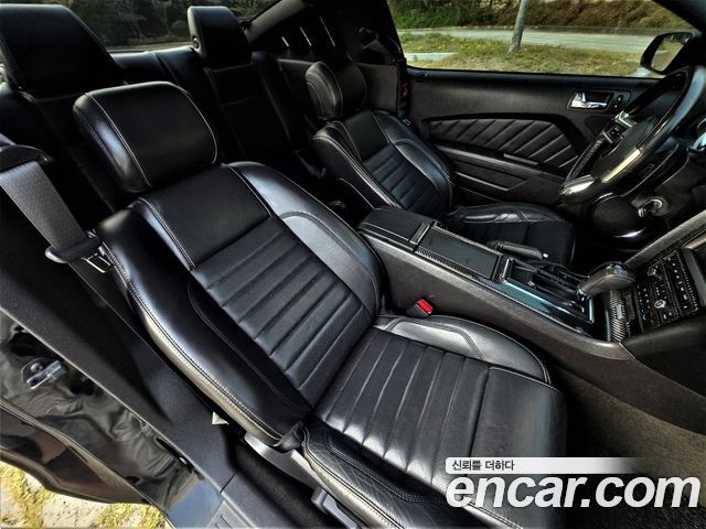 Ford Mustang 2013 — photo 9