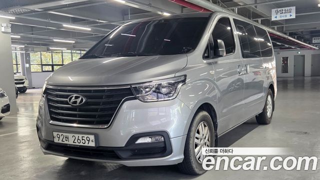 Hyundai Starex 2020 — photo 1