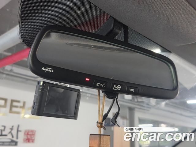 Hyundai Starex 2020 — photo 12