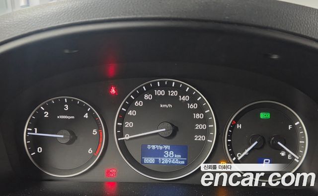 Hyundai Starex 2020 — photo 14