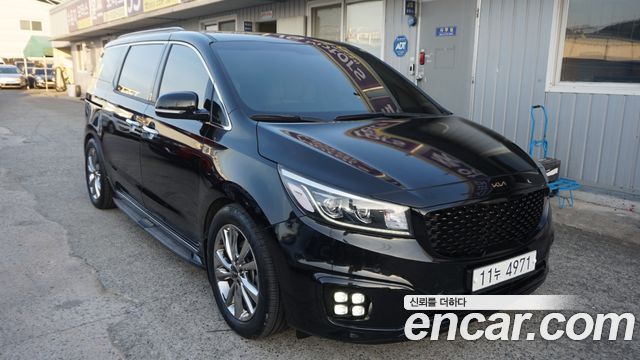 Kia Canival 2016 — photo 4
