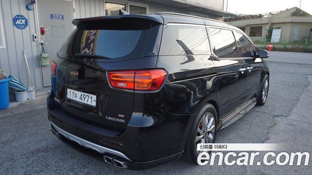 Kia Canival 2016 — photo 6