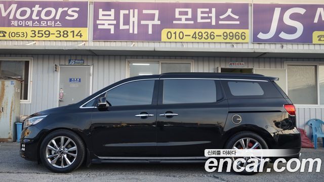 Kia Canival 2016 — photo 9