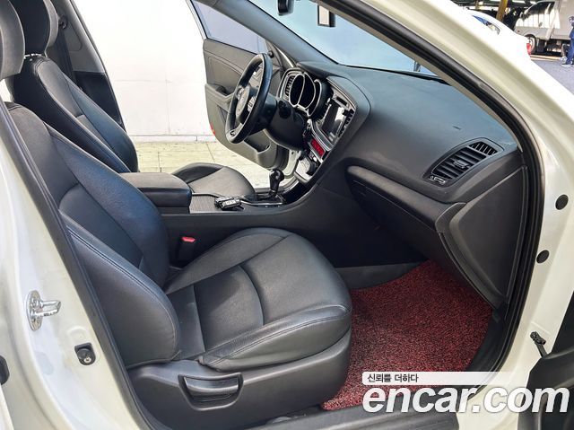 Kia K5 2014 — photo 16