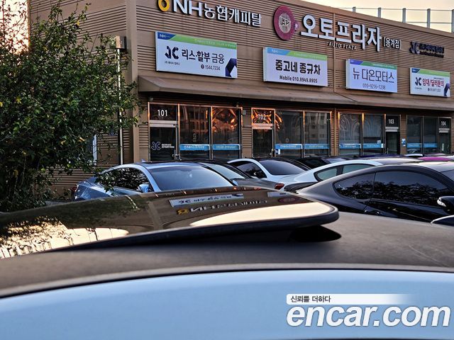 Hyundai Genesis 2010 — photo 19