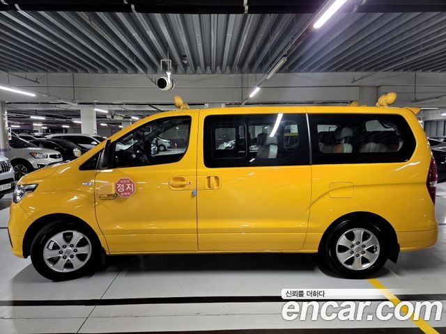 Hyundai Starex 2021 — photo 4