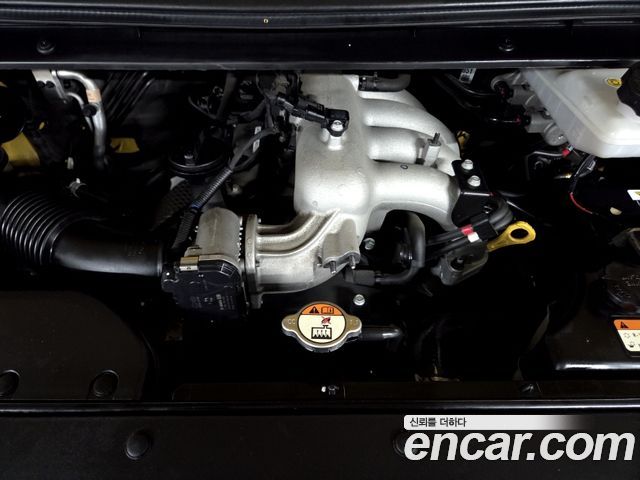 Hyundai Starex 2021 — photo 16