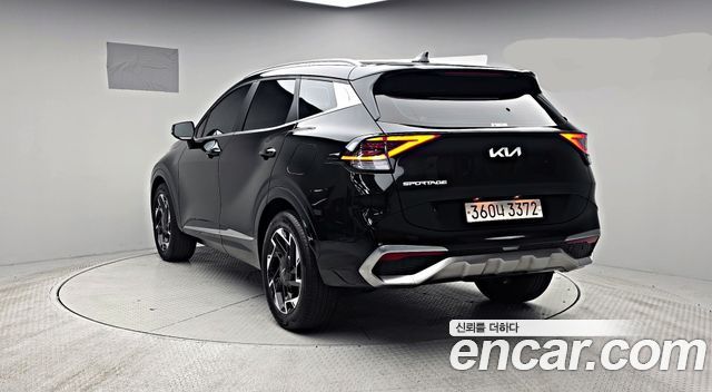 Kia Sportage 2023 — photo 2