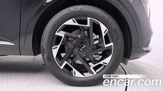 Kia Sportage 2023 — photo 19