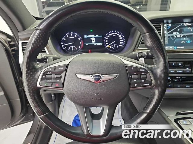 Genesis G80 2018 — photo 9