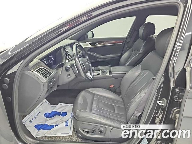 Genesis G80 2018 — photo 11