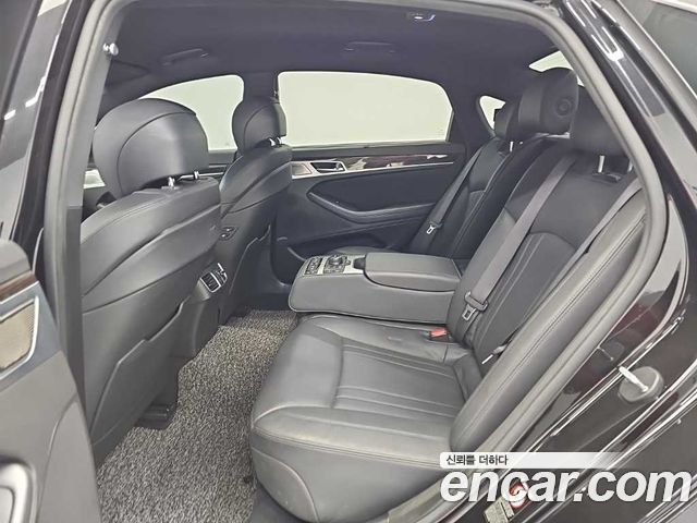 Genesis G80 2018 — photo 12
