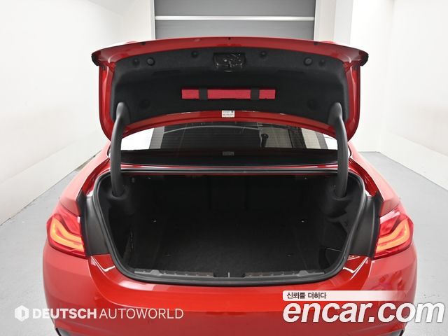 BMW 4-Series 2018 — photo 19