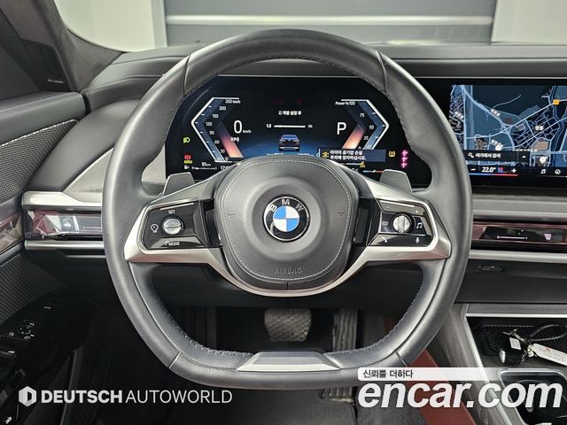 BMW 7-Series 2023 — photo 13