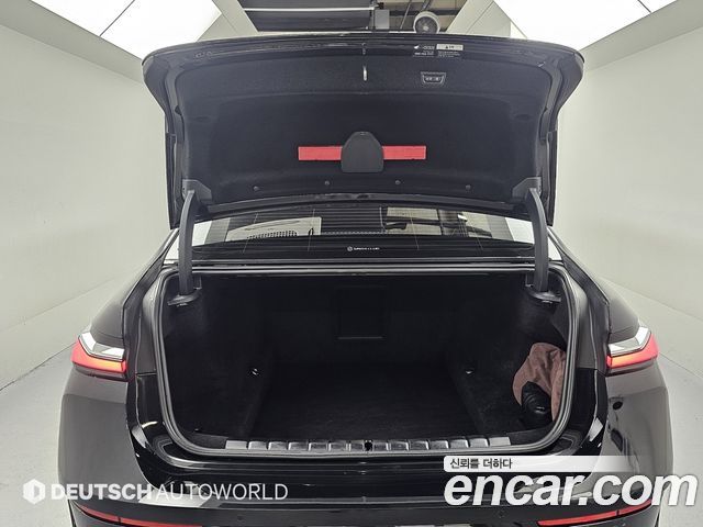 BMW 7-Series 2023 — photo 19