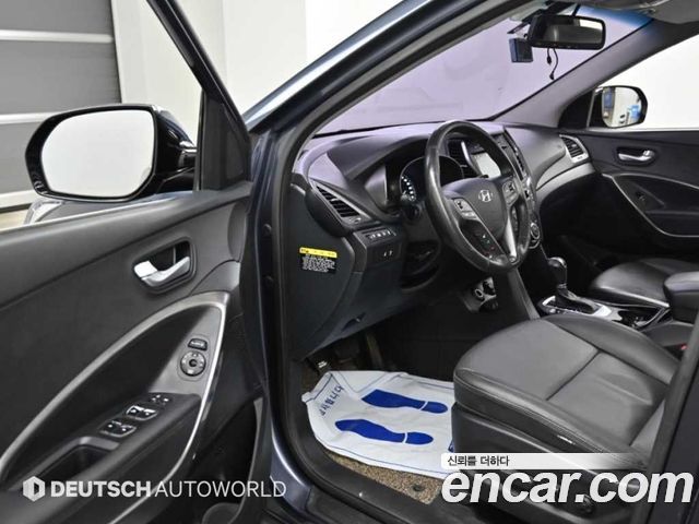 Hyundai Santafe 2016 — photo 11