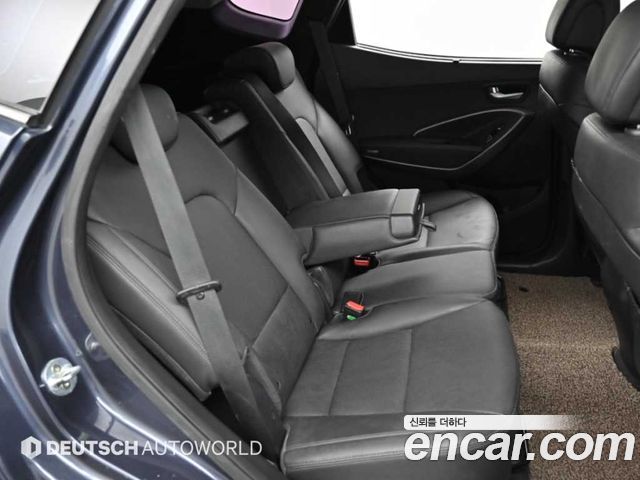 Hyundai Santafe 2016 — photo 12