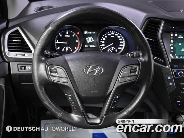 Hyundai Santafe 2016 — photo 13