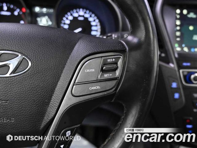Hyundai Santafe 2016 — photo 17