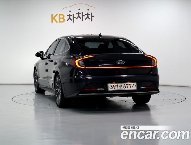 Hyundai Sonata 2021 — photo 4