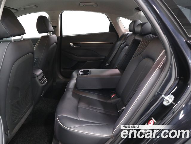 Hyundai Sonata 2021 — photo 10