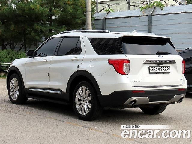 Ford Explorer 2020 — photo 3