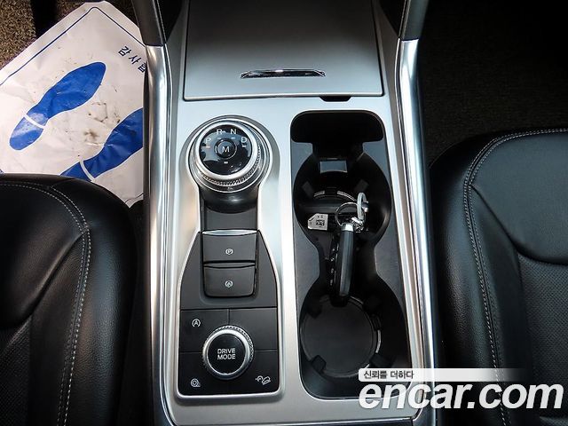 Ford Explorer 2020 — photo 10