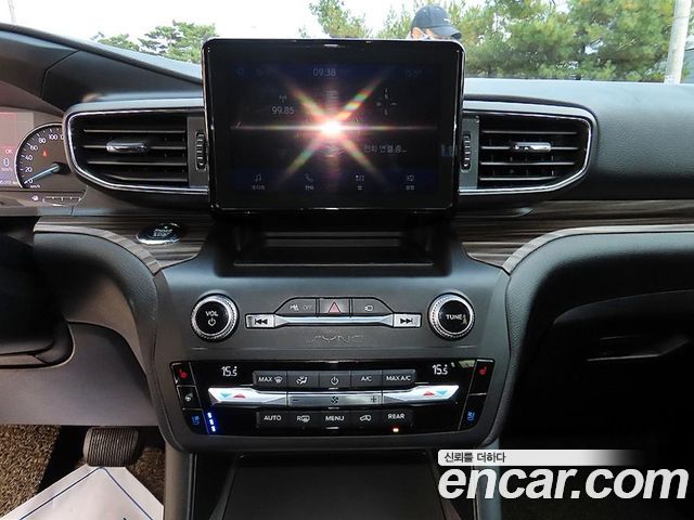 Ford Explorer 2020 — photo 12