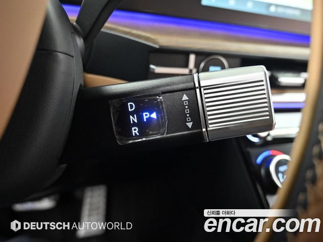 Hyundai Santafe 2025 — photo 9