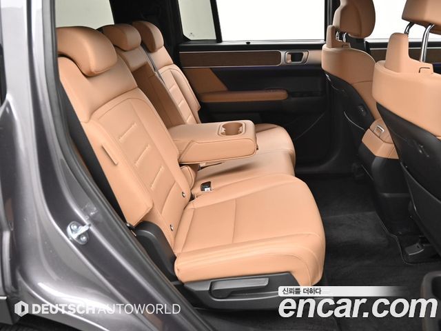 Hyundai Santafe 2025 — photo 12